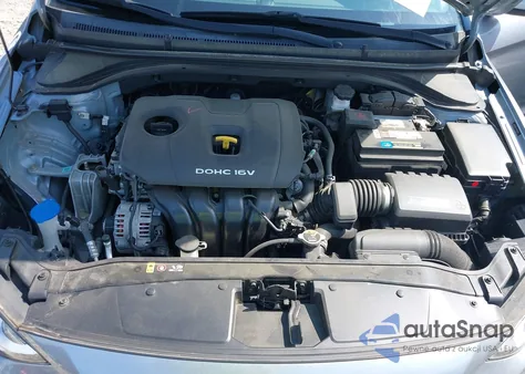 2017 Hyundai Elantra Se from USA, damaged, VIN 5NPD84LF7HH108471